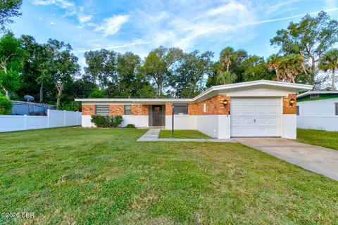 760 Magnolia Ave, Holly Hill, FL 32117