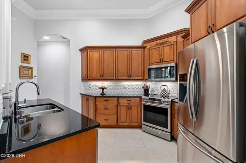Kitchen - 3448 Acoma Dr, Ormond Beach, FL 32174 photo 2 of 5