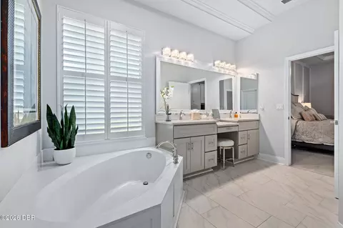 Bath - 3448 Acoma Dr, Ormond Beach, FL 32174 photo 2 of 4