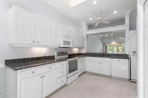 Kitchen - 1128 Glengad Run, Ormond Beach, FL 32174 photo 3 of 4