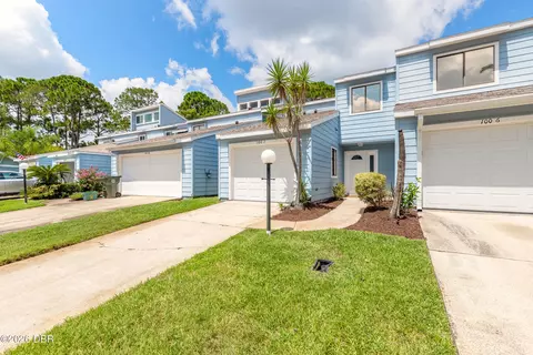 100 Kingbird Cir, Daytona Beach, FL 32119