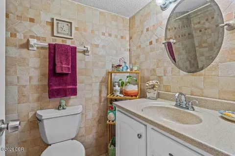Bath - 2250 Ocean Shore Blvd, Ormond Beach, FL 32176 photo 1 of 2