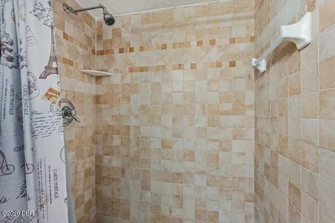 Bath - 2250 Ocean Shore Blvd, Ormond Beach, FL 32176 photo 2 of 2