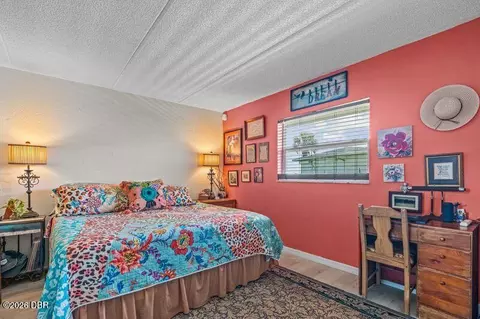 Bedroom - 2250 Ocean Shore Blvd, Ormond Beach, FL 32176 photo 3 of 3
