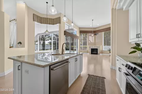 Kitchen - 12 Brook Crest Way, Ormond Beach, FL 32174 photo 6 of 6