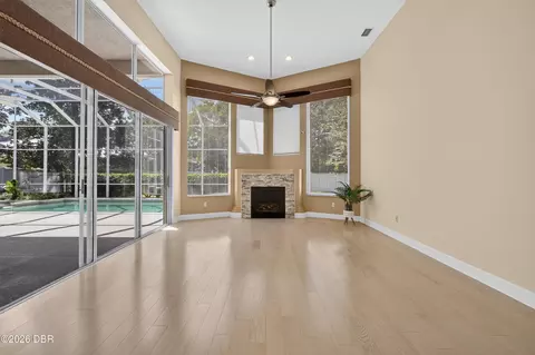Living - 12 Brook Crest Way, Ormond Beach, FL 32174 photo 8 of 10