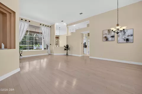 Living - 12 Brook Crest Way, Ormond Beach, FL 32174 photo 2 of 10