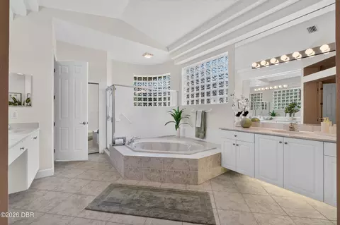 Bath - 12 Brook Crest Way, Ormond Beach, FL 32174 photo 3 of 7