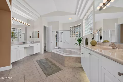 Bath - 12 Brook Crest Way, Ormond Beach, FL 32174 photo 1 of 7
