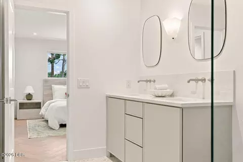 Bath - 59 Amsden Rd, Ormond Beach, FL 32176 photo 4 of 7