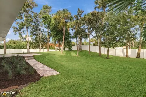 Exterior - 59 Amsden Rd, Ormond Beach, FL 32176 photo 5 of 7