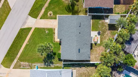 View/Area - 52 Tropical Dr, Ormond Beach, FL 32176 photo 4 of 8