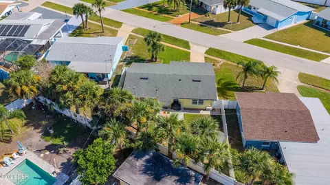 View/Area - 52 Tropical Dr, Ormond Beach, FL 32176 photo 3 of 8