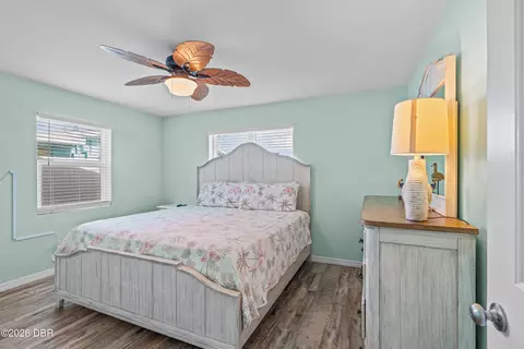 Bedroom - 52 Tropical Dr, Ormond Beach, FL 32176 photo 4 of 8
