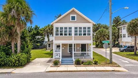 613 Harvey Ave, Daytona Beach, FL 32118