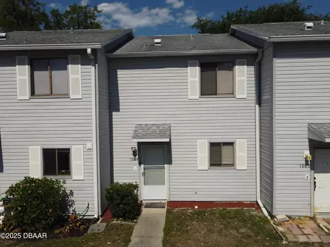 1304 Deer Springs Rd, Port Orange, FL 32129