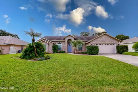 6129 Half Moon Dr, Port Orange, FL 32127