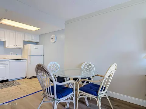 Dining - 2700 Ocean Shore Blvd, Ormond Beach, FL 32176 photo 3 of 4