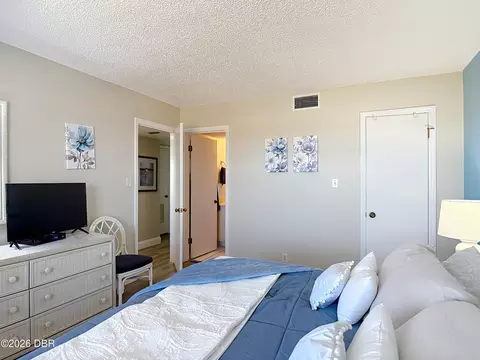 Bedroom - 2700 Ocean Shore Blvd, Ormond Beach, FL 32176 photo 4 of 7