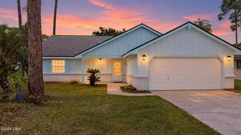 10 Wedgewood Ln, Palm Coast, FL 32164