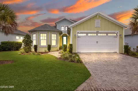 237 Compass Rose Dr, Daytona Beach, FL 32124