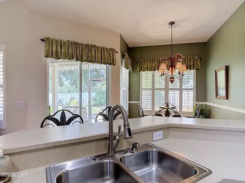 Kitchen - 4 Acanthus Cir, Ormond Beach, FL 32174 photo 5 of 9