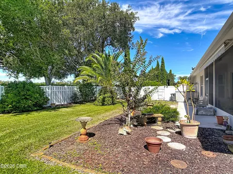Exterior - 4 Acanthus Cir, Ormond Beach, FL 32174 photo 11 of 14