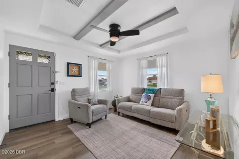 Living - 601 Robin Rd, Ormond Beach, FL 32176 photo 1 of 2