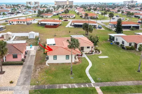 View/Area - 601 Robin Rd, Ormond Beach, FL 32176 photo 8 of 10