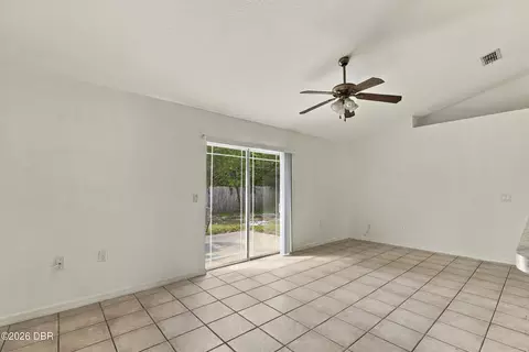 Living - 20 Pecan Course Way, Ocala, FL 34472 photo 4 of 5