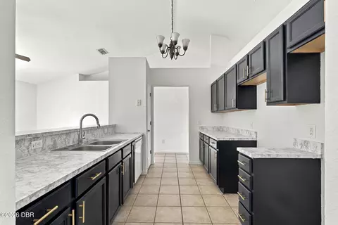 Kitchen - 20 Pecan Course Way, Ocala, FL 34472 photo 1 of 2