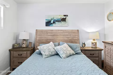 Bedroom - 1510 Ocean Shore Blvd, Ormond Beach, FL 32176 photo 3 of 7
