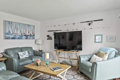 Living - 1510 Ocean Shore Blvd, Ormond Beach, FL 32176 photo 3 of 3