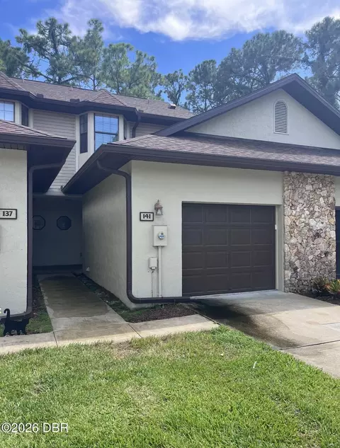 141 Dovecote Ln, Daytona Beach, FL 32114