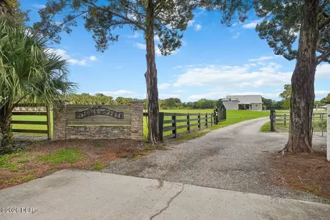 743 Williams Rd, New Smyrna Beach, FL 32168