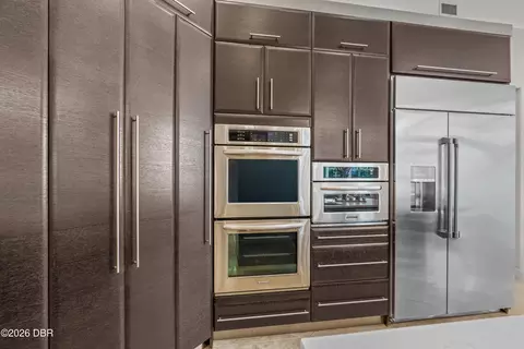 Kitchen - 76 Foxcroft Run Run, Ormond Beach, FL 32174 photo 9 of 14