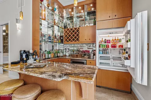 Kitchen - 76 Foxcroft Run Run, Ormond Beach, FL 32174 photo 2 of 14