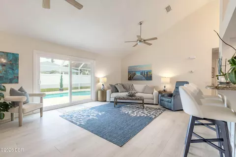 Living - 9 Sea Gull Dr, Ormond Beach, FL 32176 photo 1 of 4