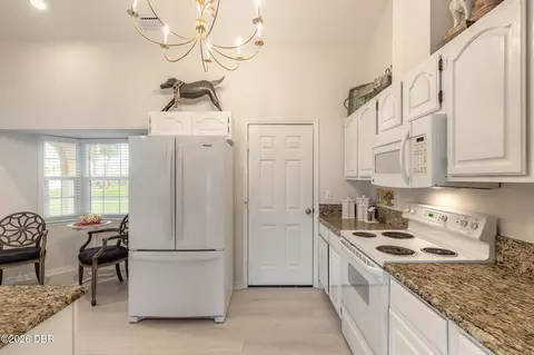 Kitchen - 9 Sea Gull Dr, Ormond Beach, FL 32176 photo 6 of 6