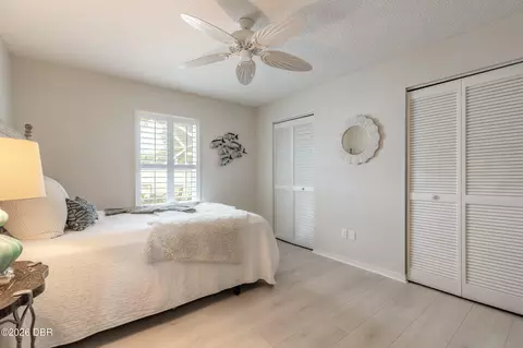 Bedroom - 9 Sea Gull Dr, Ormond Beach, FL 32176 photo 3 of 4
