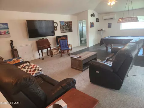 Living - 3 Bent Stream Way, Ormond Beach, FL 32174 photo 2 of 6