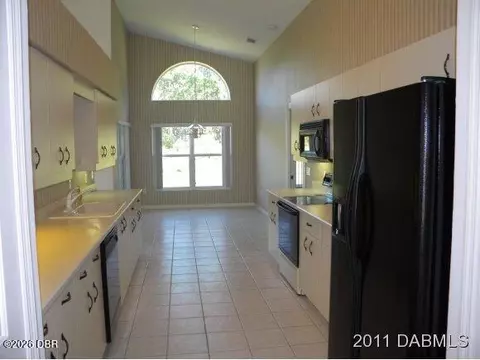 Kitchen - 3 Bent Stream Way, Ormond Beach, FL 32174 photo 1 of 2