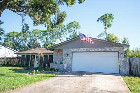 1214 S Tracy Dr, Port Orange, FL 32129