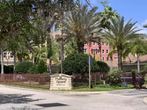 424 Luna Bella Ln, New Smyrna Beach, FL 32168