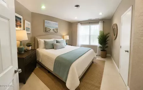 Bedroom - 11 Oakview Cir, Ormond Beach, FL 32176 photo 3 of 3