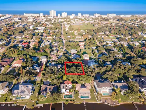 115 Riverside Dr, Ormond Beach, FL 32176 photo 2