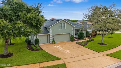 1820 Creekwater Blvd, Port Orange, FL 32128