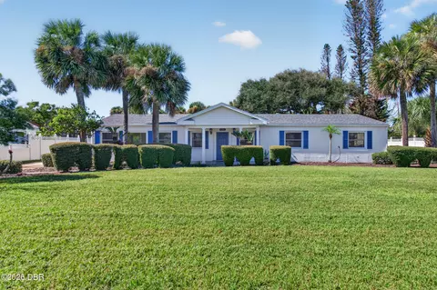1201 Flagstone Dr, Daytona Beach, FL 32118