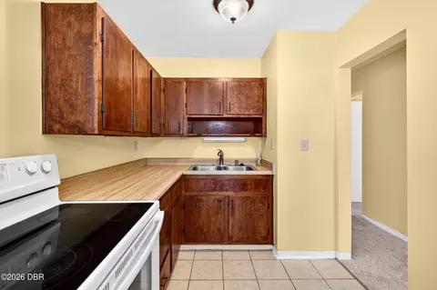 Kitchen - 319 Mcintosh Rd, Ormond Beach, FL 32174 photo 2 of 2
