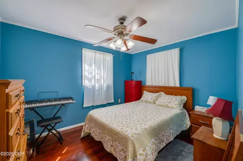 Bedroom - 300 Alice St, Edgewater, FL 32132 photo 3 of 4